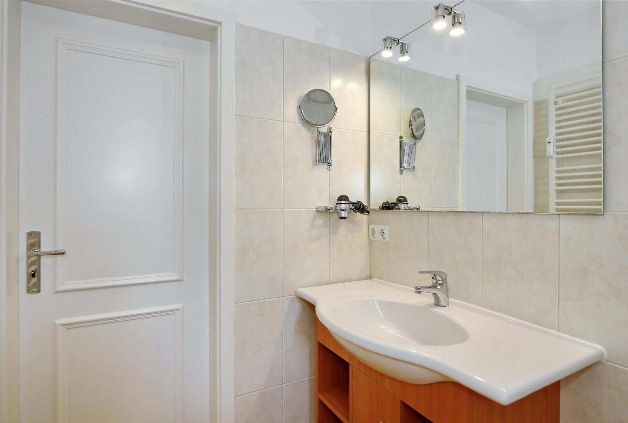 Duenenschloss Wohnung 4-11 Kuehlungsborn Ngoại thất bức ảnh